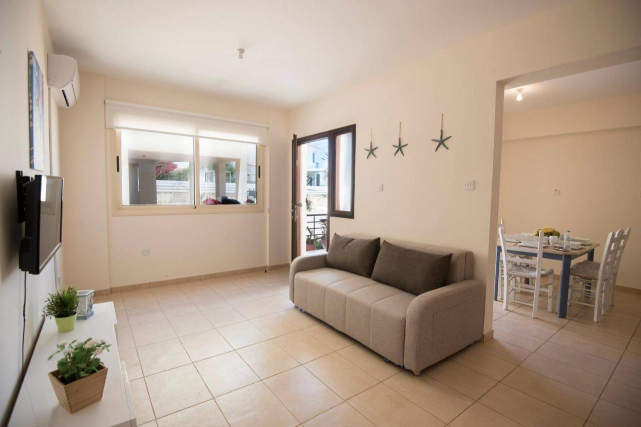 Apartments For Holidays Paralimni Exterior photo